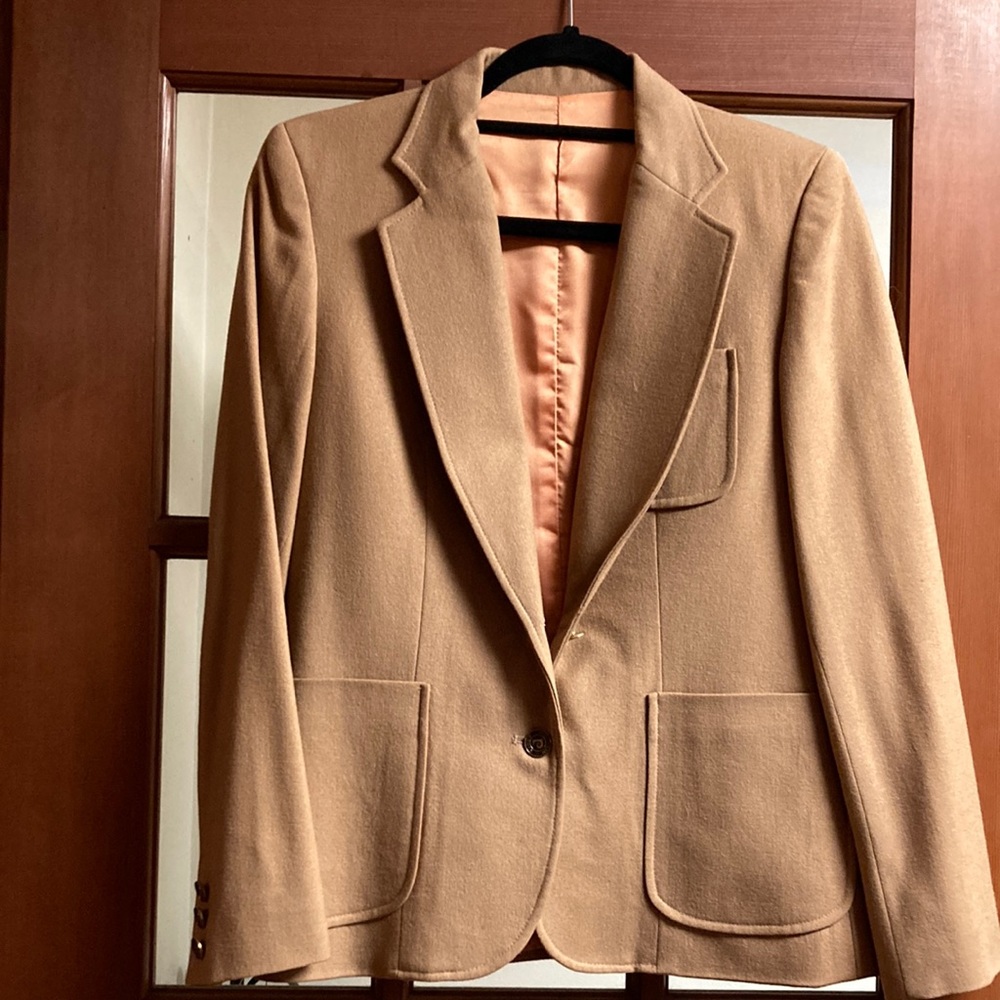 Pierre Cardin wool blazer. Camel color.